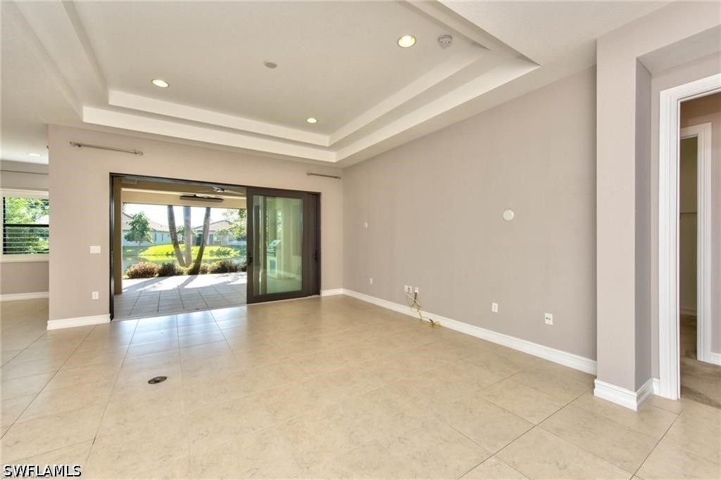 9336 Woodhurst Drive - Photo 6