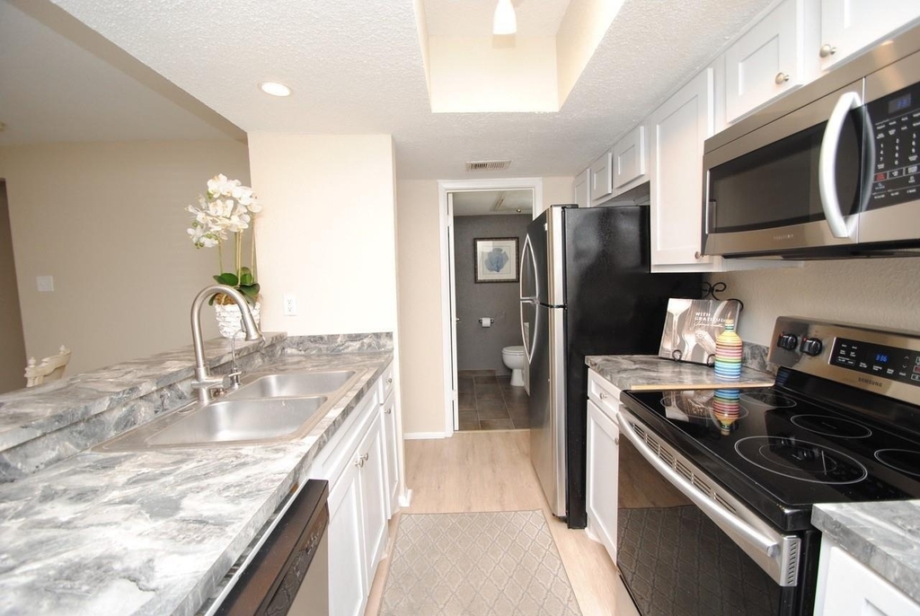 781 Country Place Drive - Photo 1