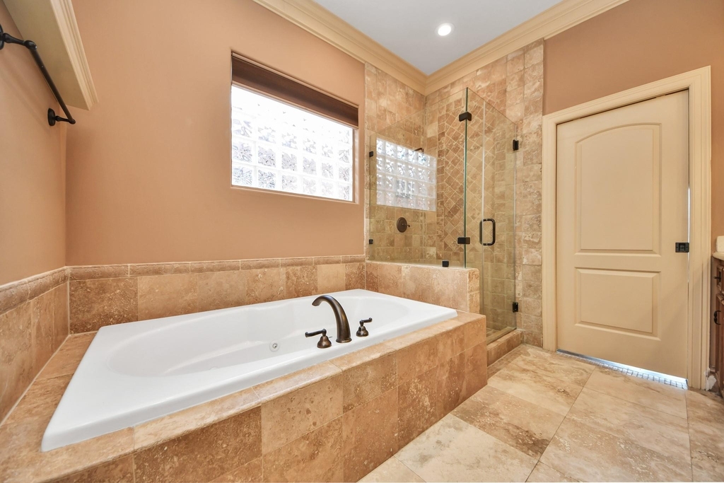 1817 Houston Avenue - Photo 23