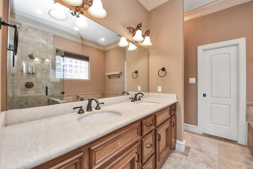 1817 Houston Avenue - Photo 22