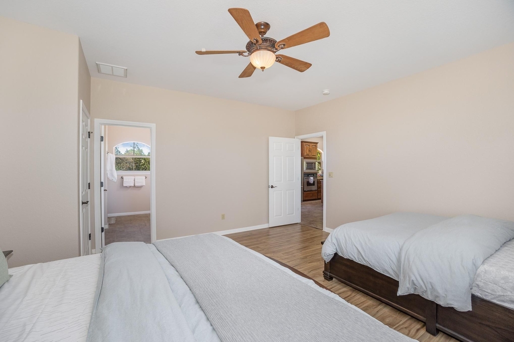 31425 Ranch Road 12 - Photo 20