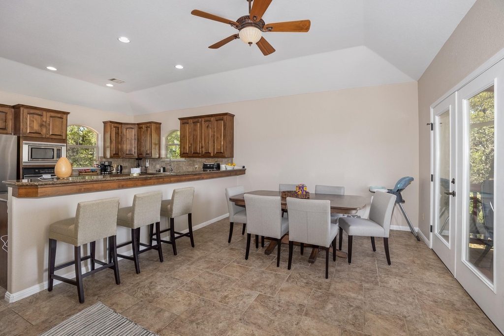 31425 Ranch Road 12 - Photo 5