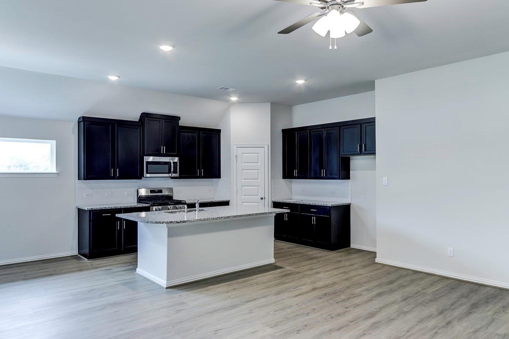4015 Houberry Loop - Photo 5