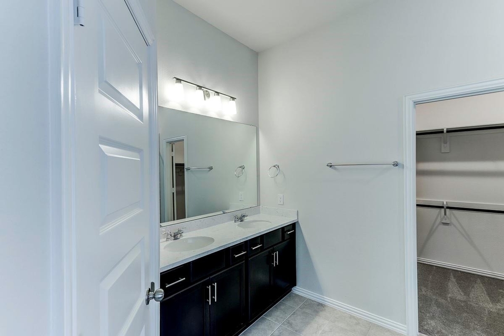 4015 Houberry Loop - Photo 14