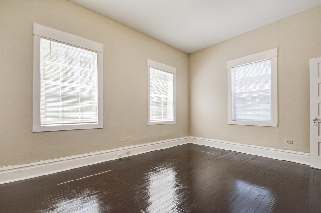 1304 Truxillo Street - Photo 4