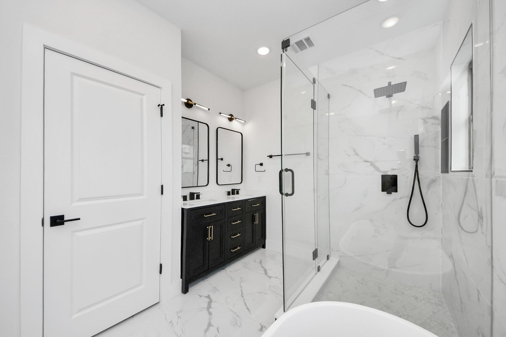 5630 Dolores Street - Photo 21