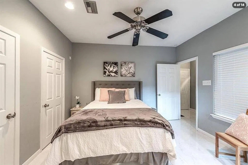 204 Marshall Street - Photo 2
