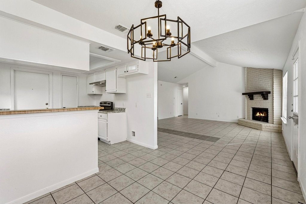 14830 Keelby Drive - Photo 7