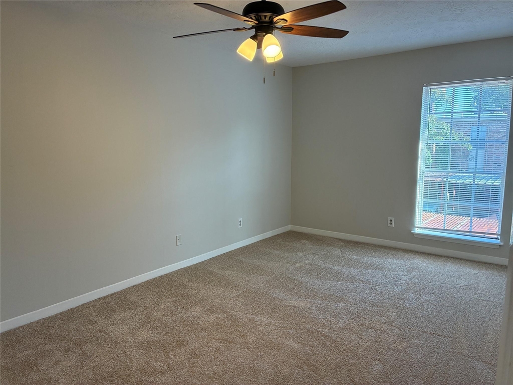 3400 Timmons Lane - Photo 4