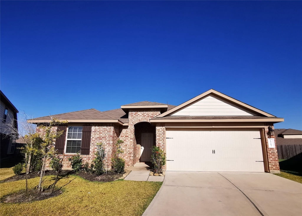 29202 Vernon Forest Court - Photo 0