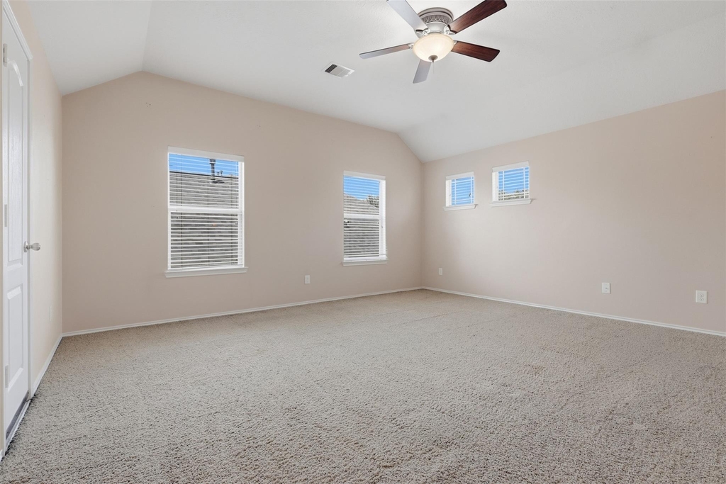 21307 Drifting Oaks Drive - Photo 18
