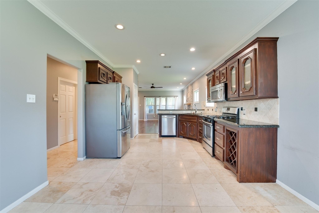 17 Pine Way - Photo 2