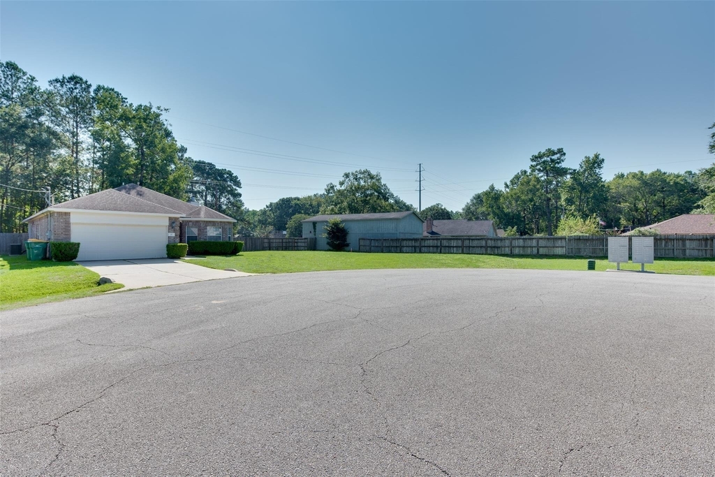 17 Pine Way - Photo 1