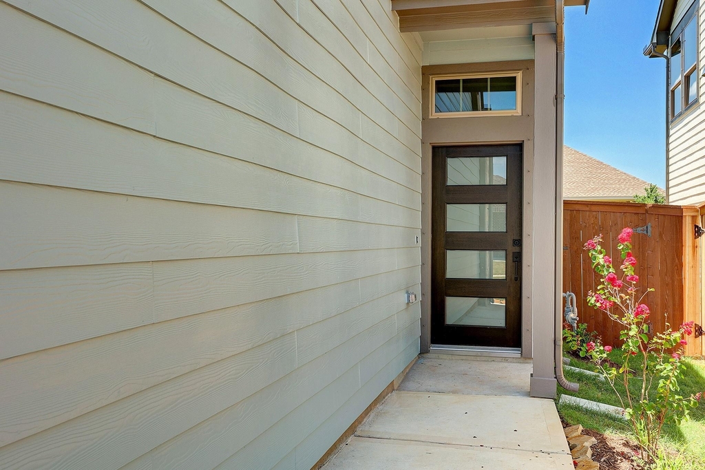 4950 Carranza Court - Photo 3