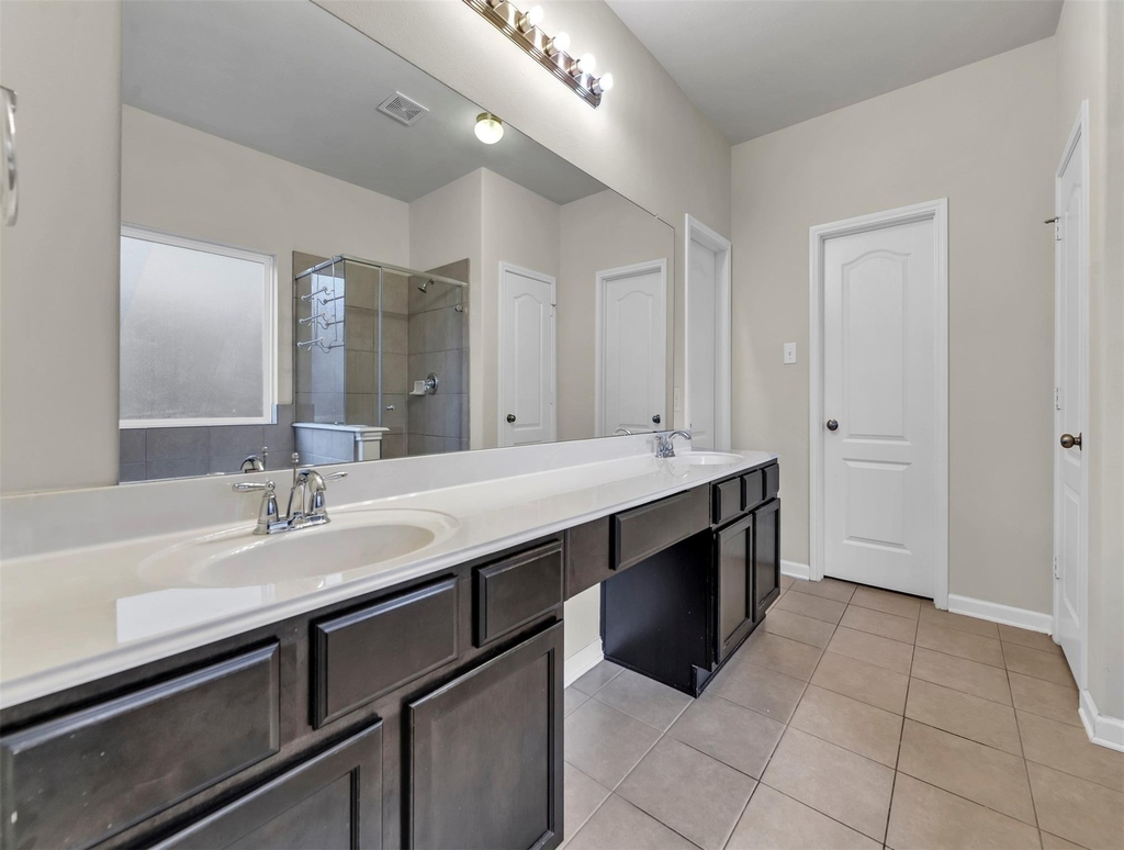 12014 Rockridge Falls Drive - Photo 14