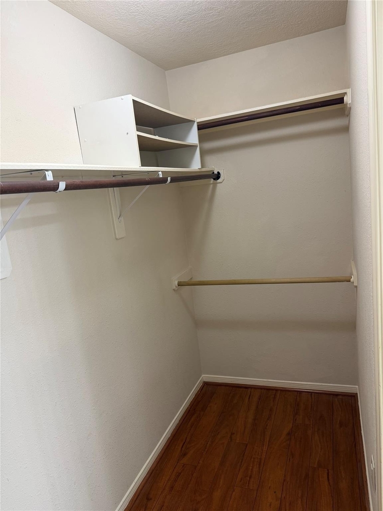 1109 Courtside Drive - Photo 9