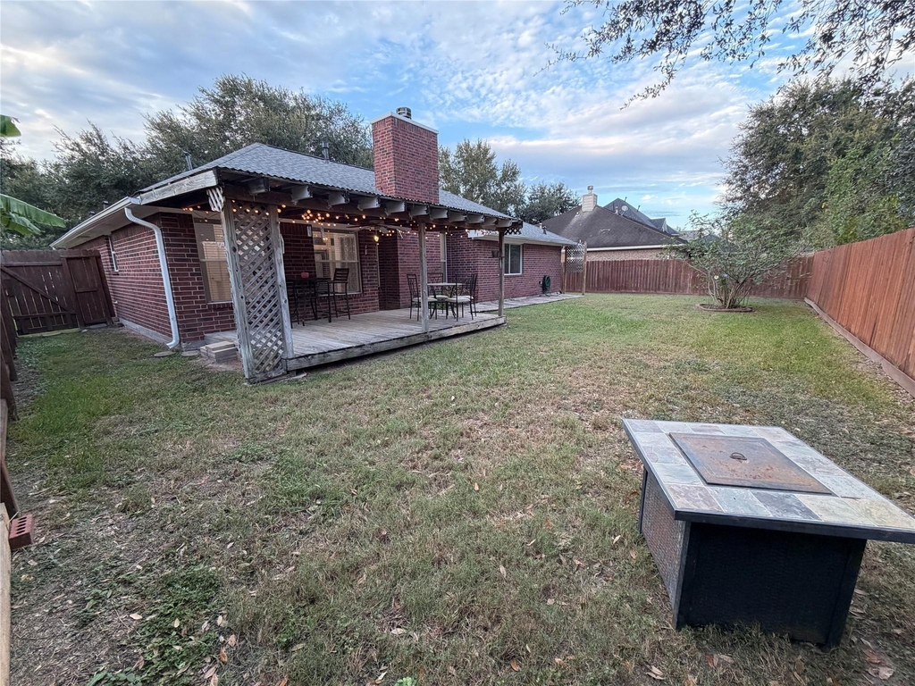 1109 Courtside Drive - Photo 16