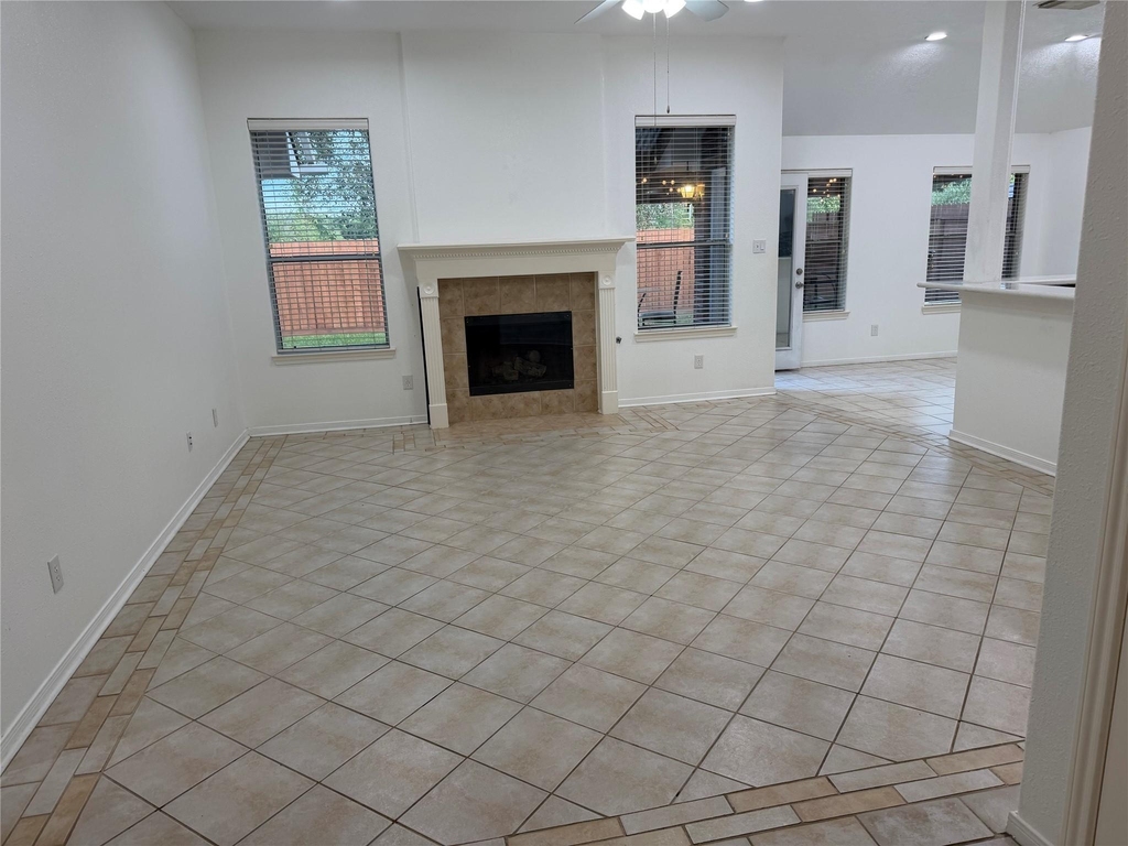 1109 Courtside Drive - Photo 0