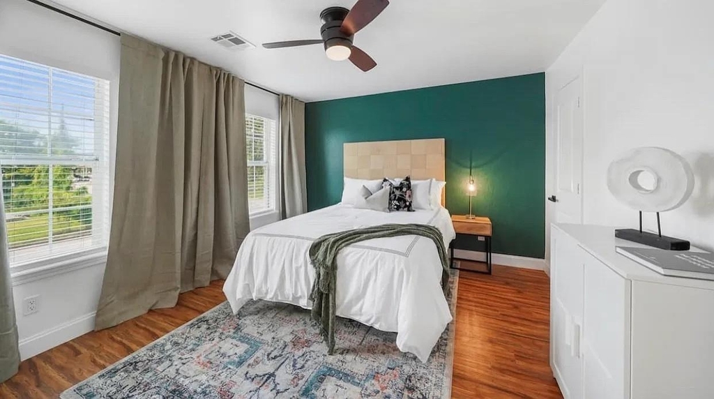 5711 Hardy Street - Photo 8