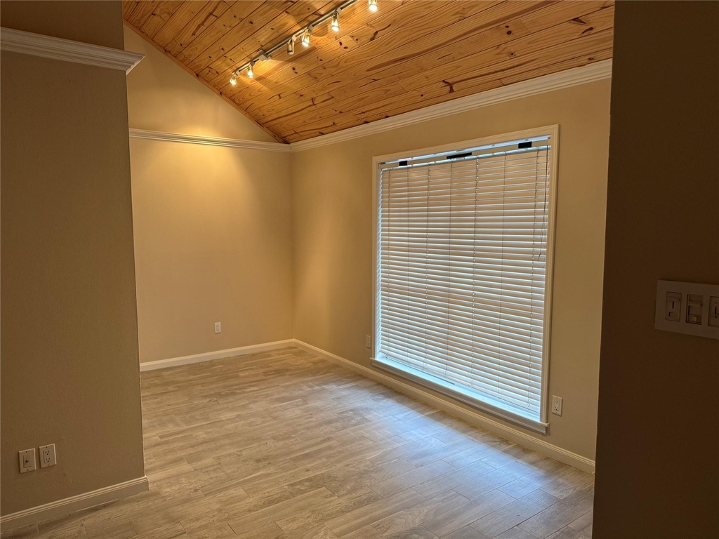 3618 Stanford Street - Photo 5