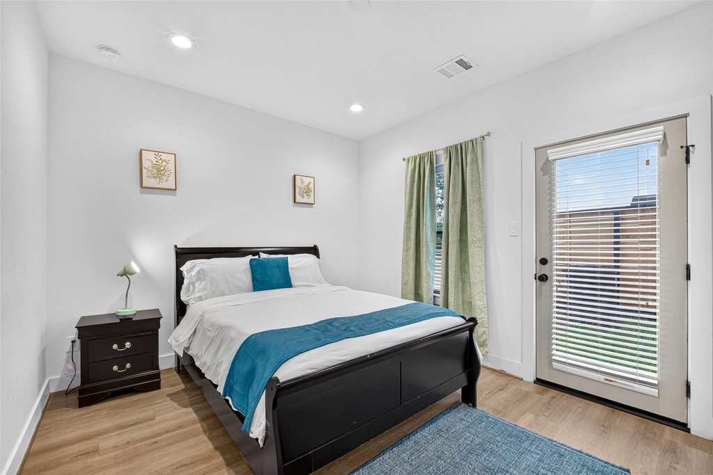 2341 Eagle Street - Photo 6