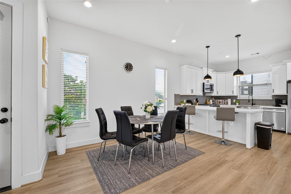 2341 Eagle Street - Photo 12