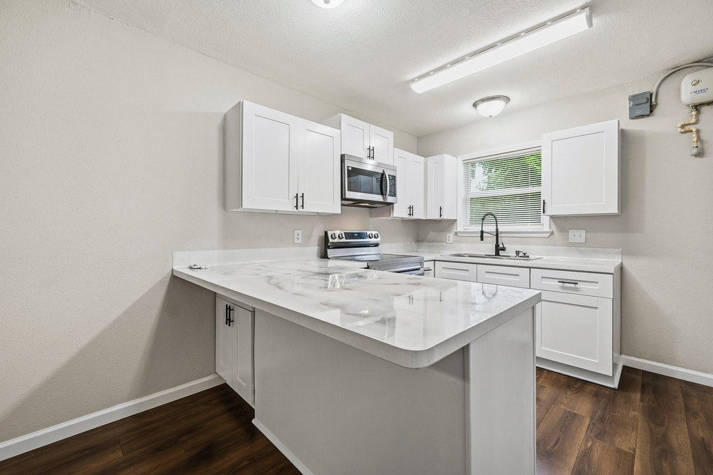 4916 Yale Street - Photo 8