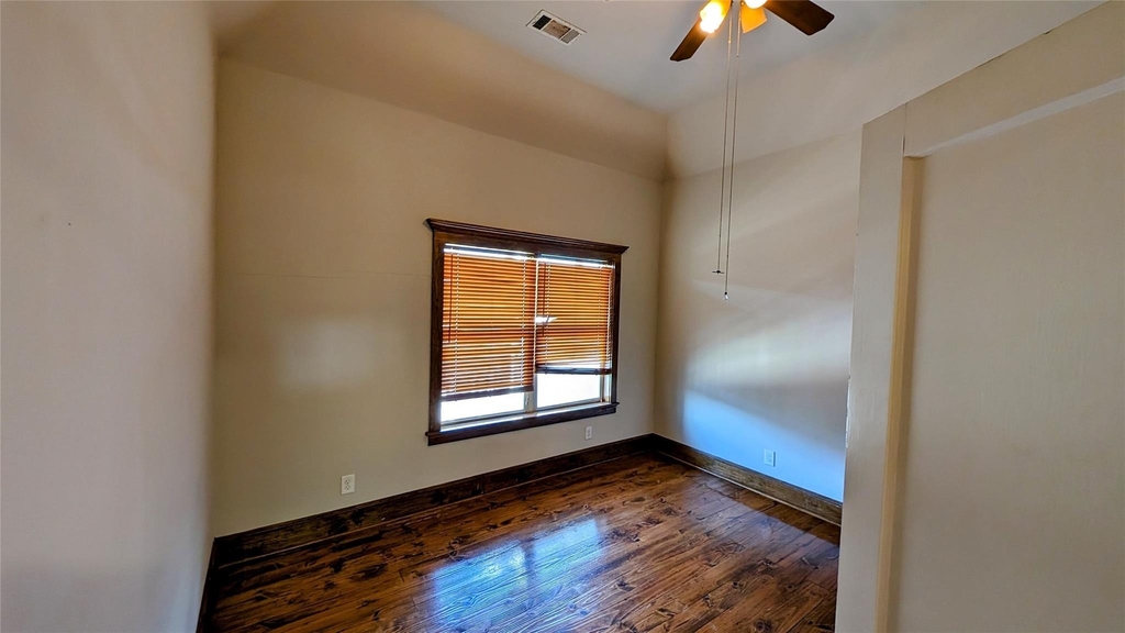 702 Paschall Street - Photo 10