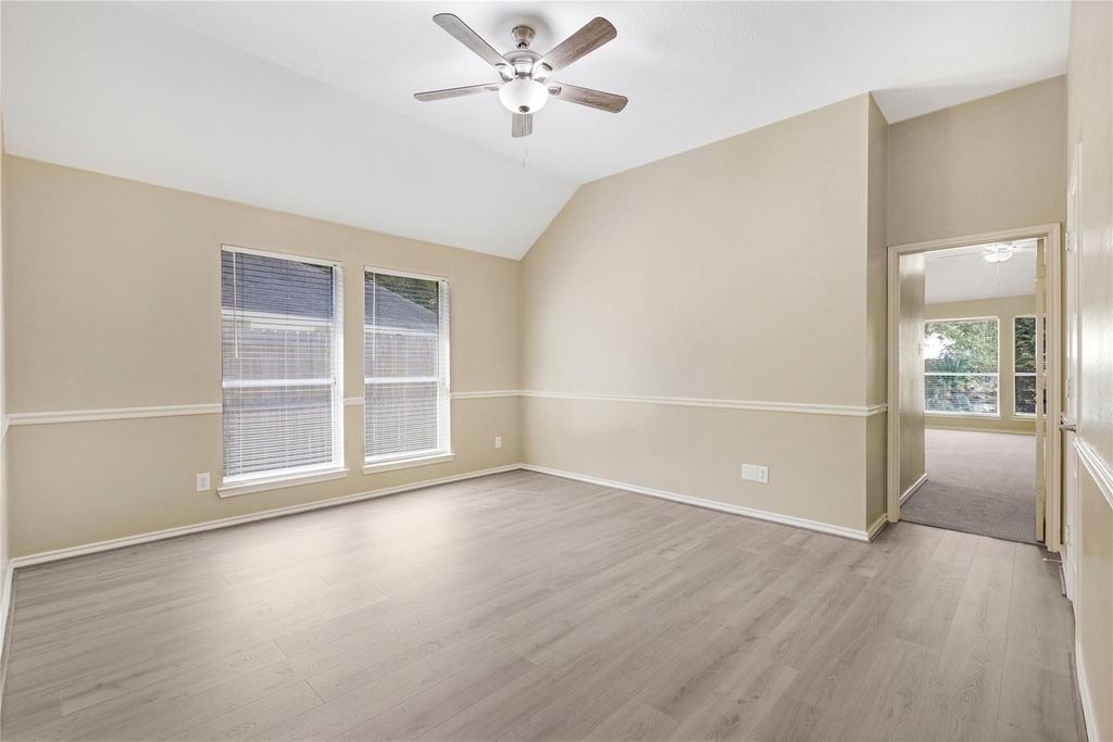 4531 Williamhurst Lane - Photo 16