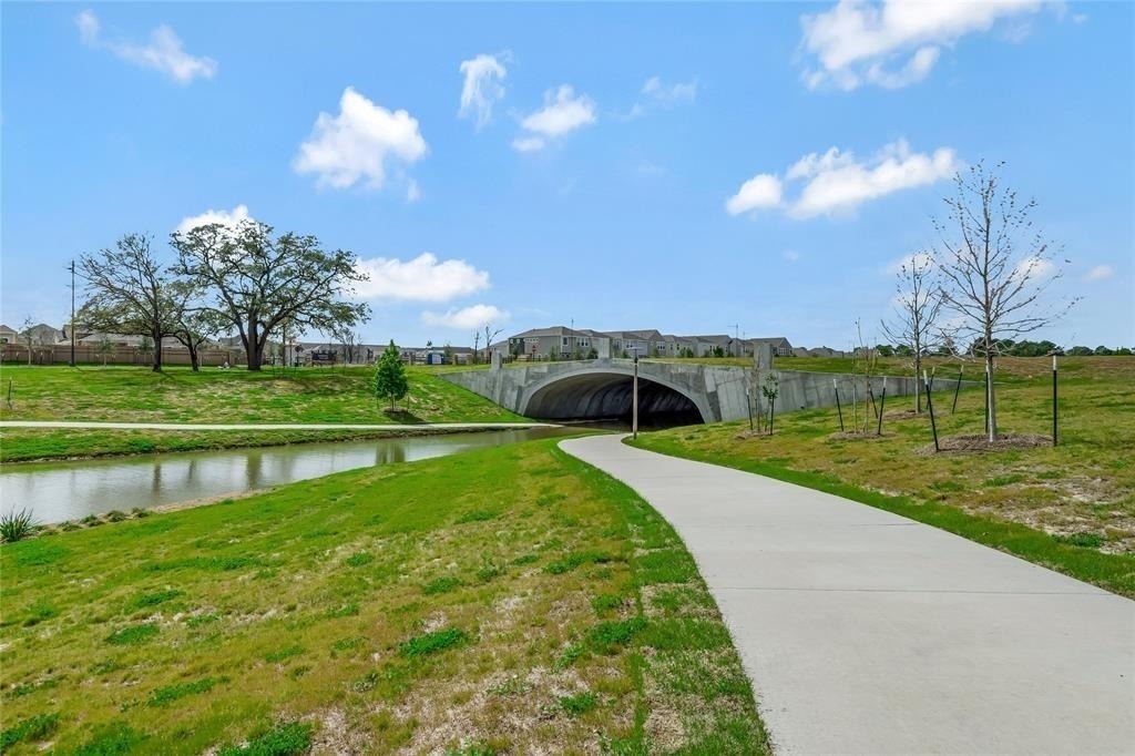 9828 Rugged Oaks Drive - Photo 39