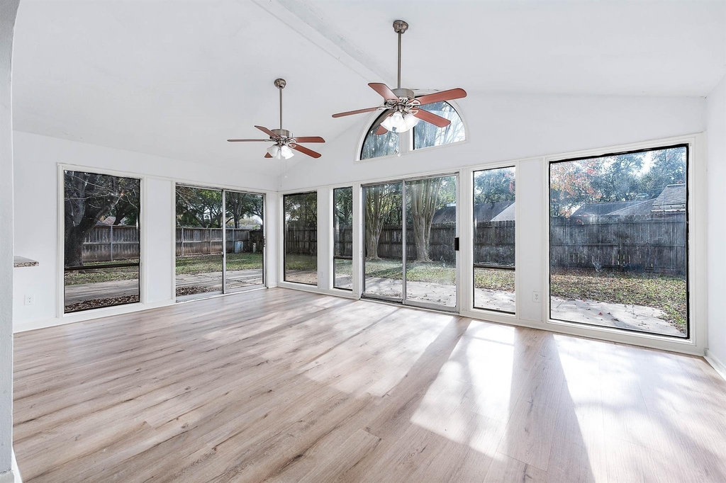 3142 Frontier Drive - Photo 7