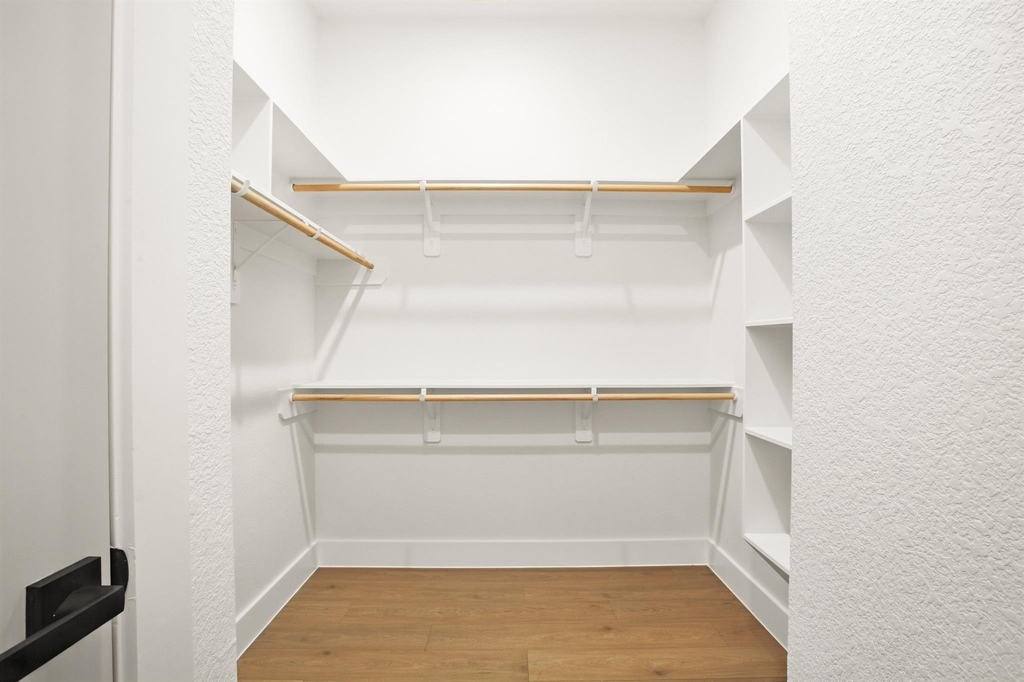 944 Lucky Street - Photo 17