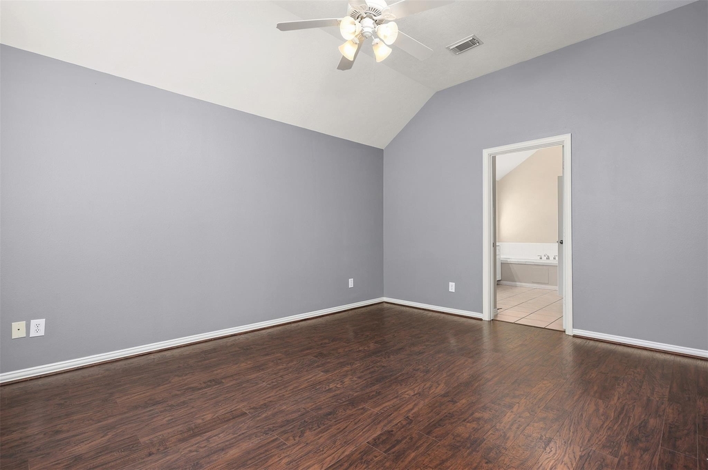 7611 Waterlilly Lane - Photo 14