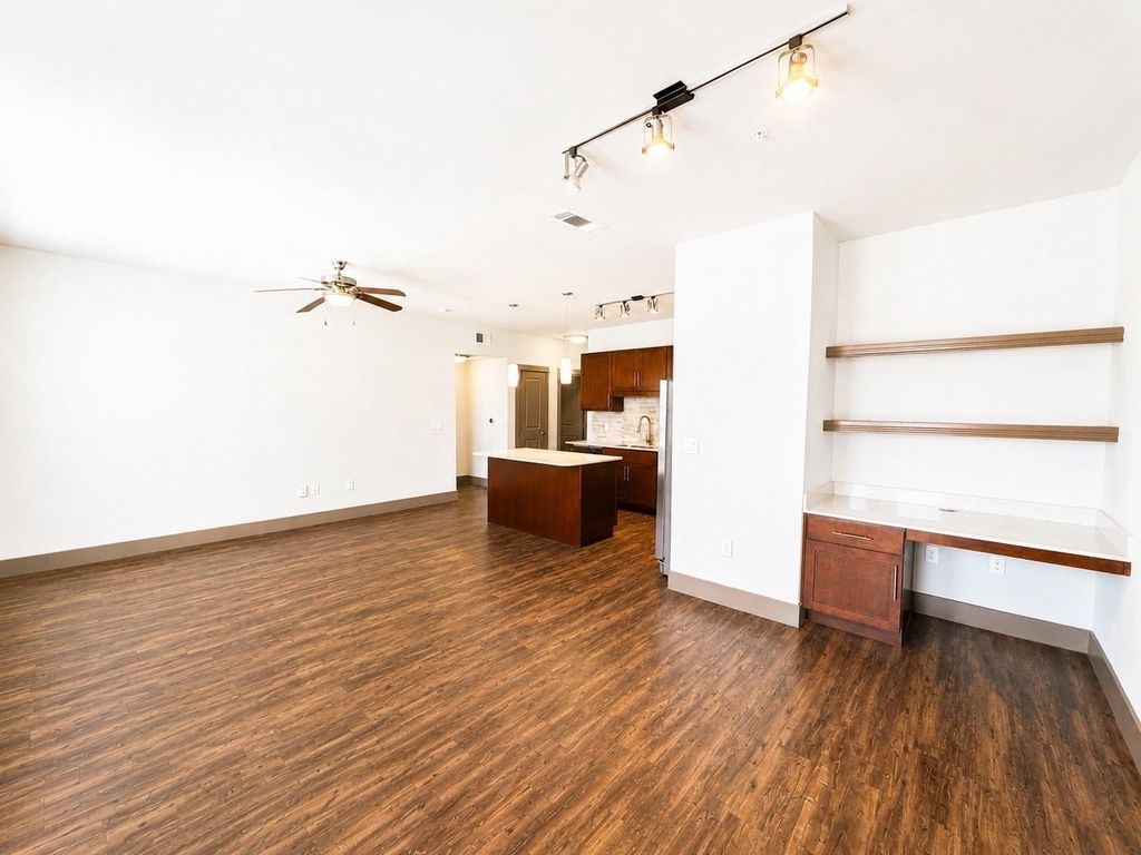 2910 Milam St Street - Photo 8