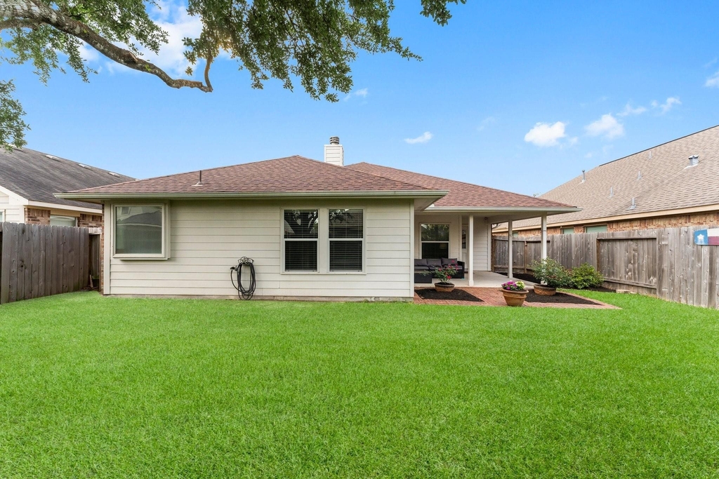 28518 Lockeridge Farms Drive - Photo 14