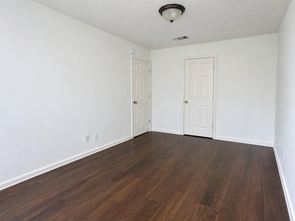 10102 Valley Wind Drive - Photo 12