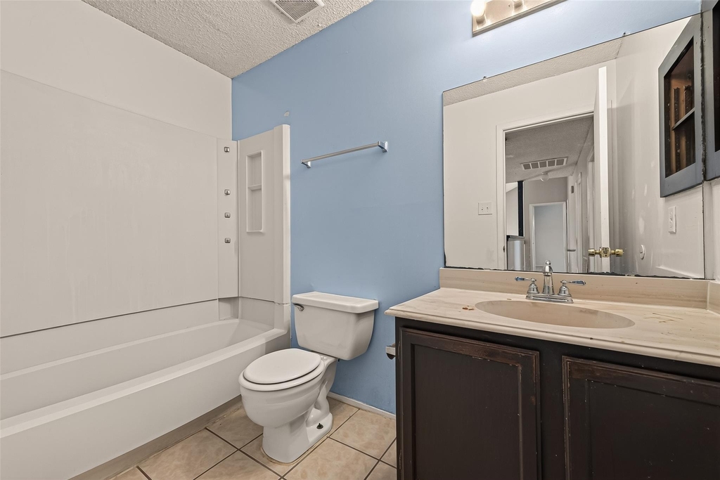 1818 Foxlake Drive - Photo 23