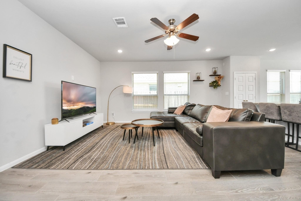 24319 Wild Bramble Lane - Photo 6
