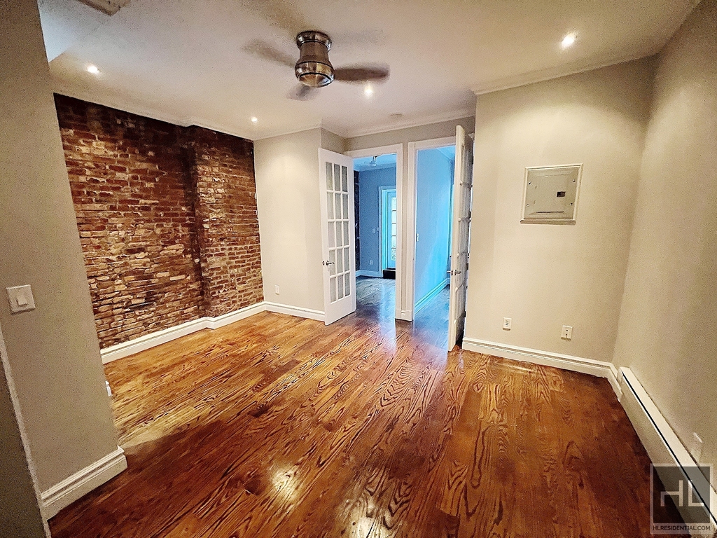 East 32nd St - Photo 0