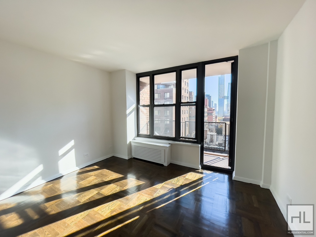 East 35 Street - Photo 0