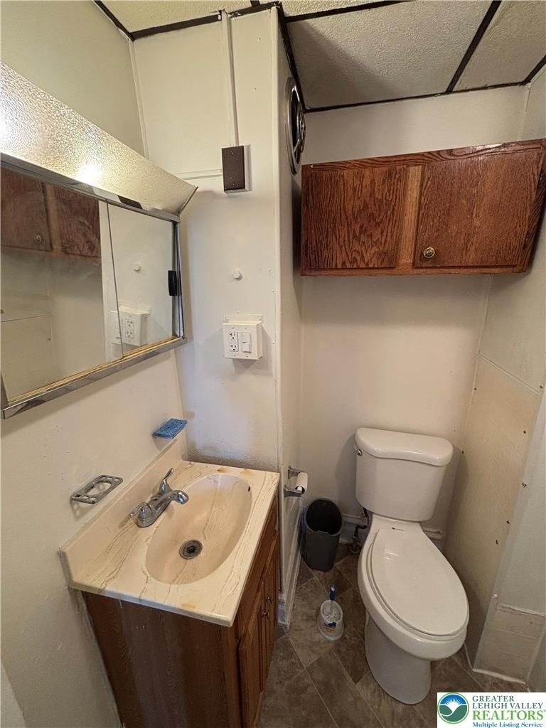 323 8th Street - Photo 4