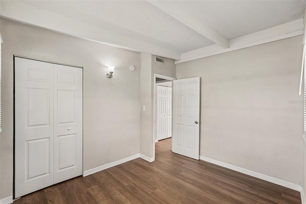 1421 Longwood Loop - Photo 15
