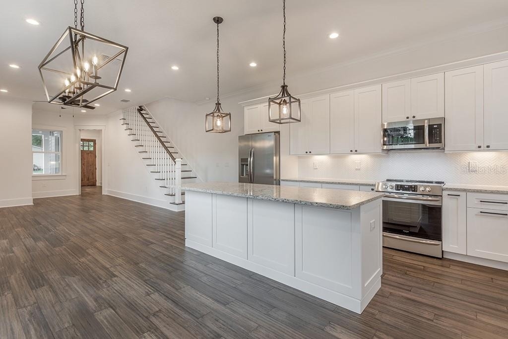 904 E Osborne Avenue - Photo 11