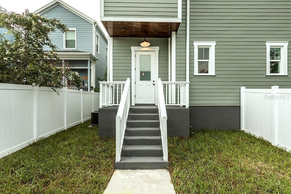 904 E Osborne Avenue - Photo 36