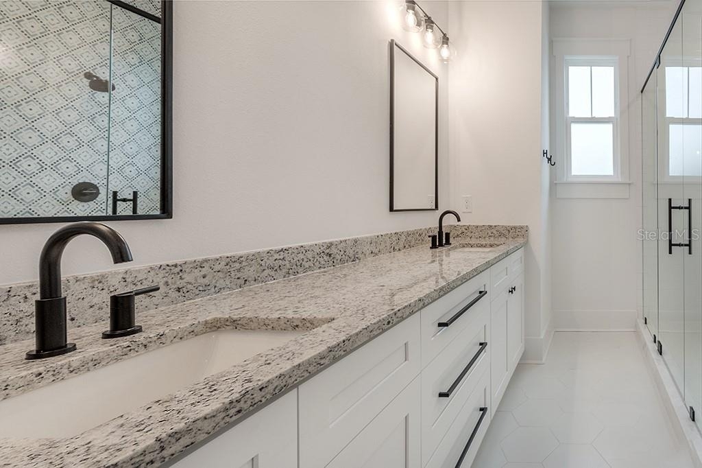 904 E Osborne Avenue - Photo 32