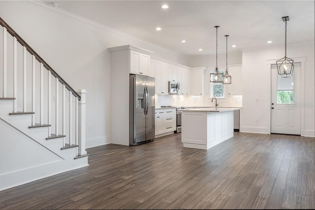 904 E Osborne Avenue - Photo 10