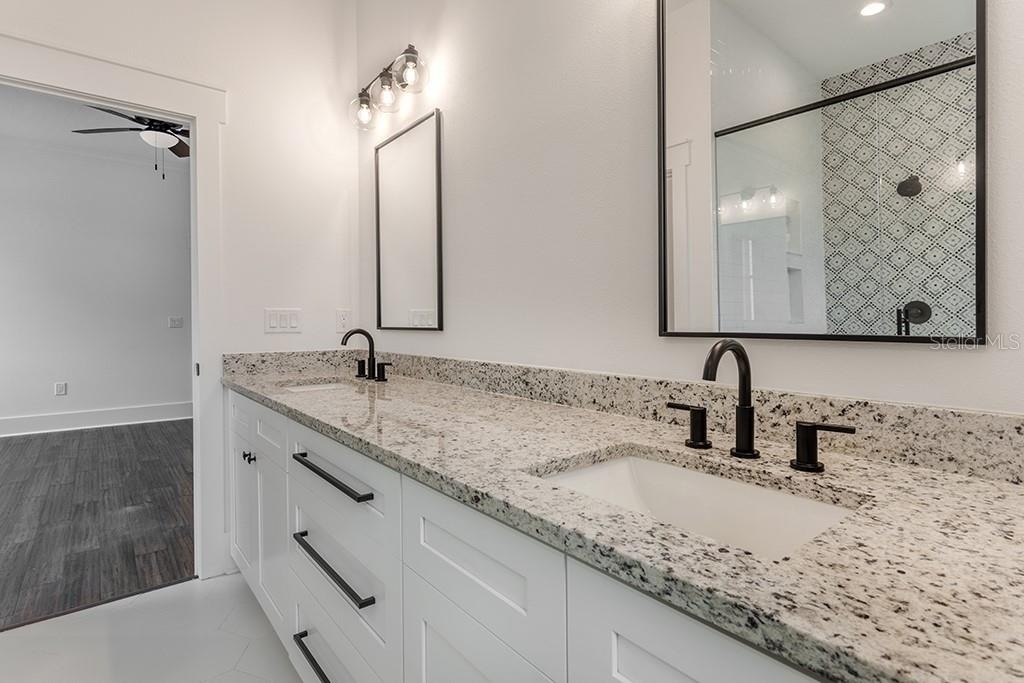 904 E Osborne Avenue - Photo 33