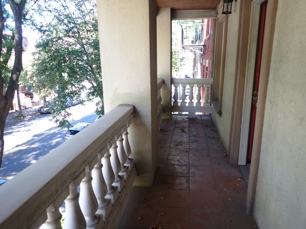 89 Clermont Avenue - Photo 13