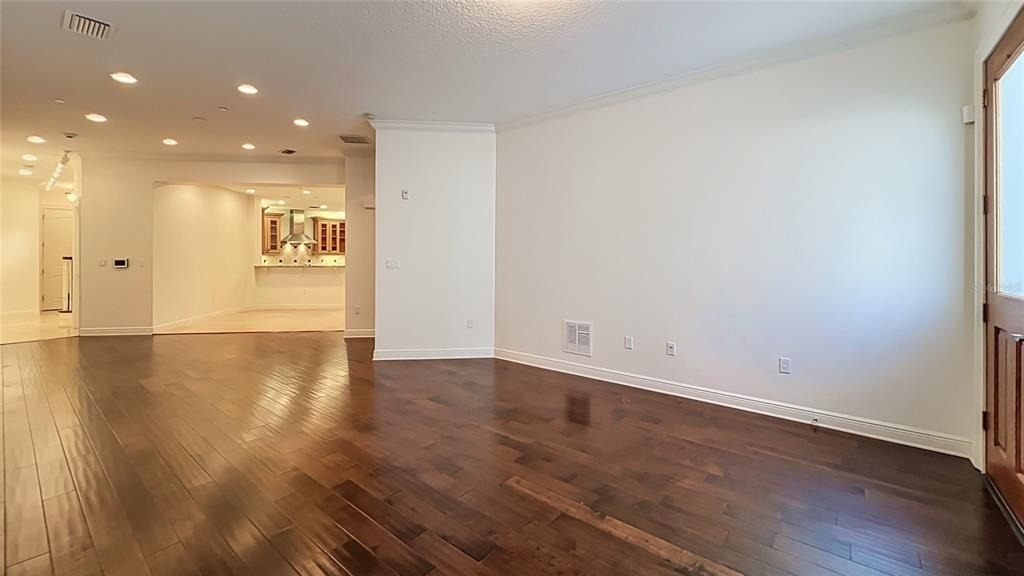 98 S Virginia Avenue - Photo 2