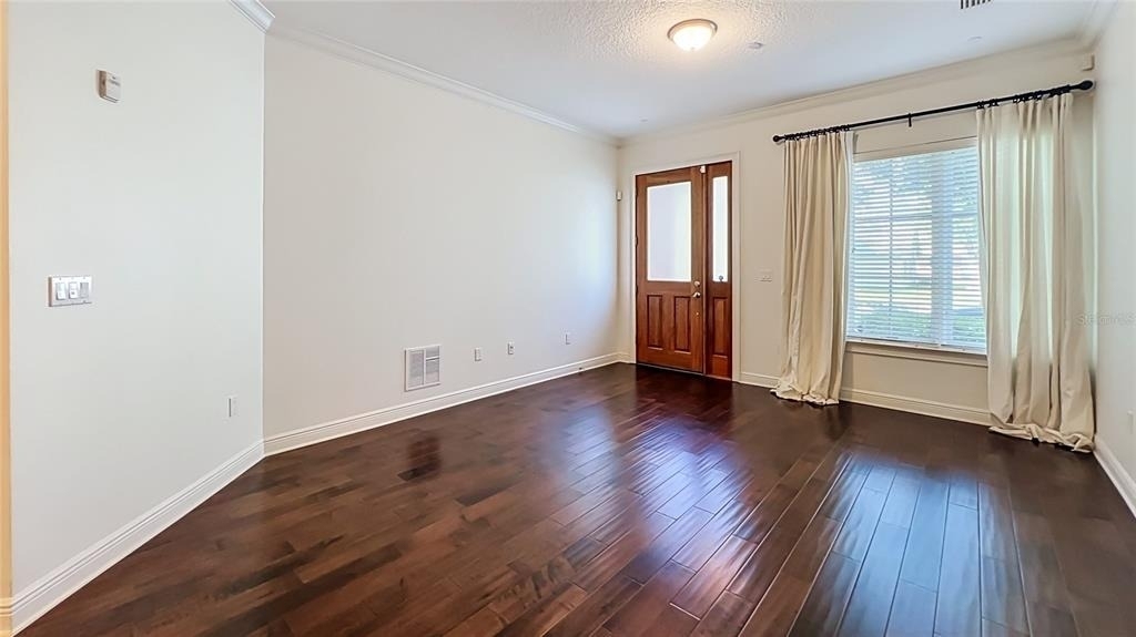 98 S Virginia Avenue - Photo 3